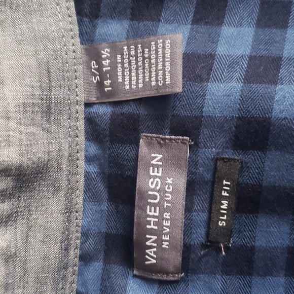 Like New Van Heusen Slim Fit Button Down - Picture 7 of 8